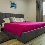 Ani * Ponta Delgada